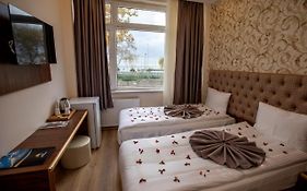 Mount Ararat Hotel
